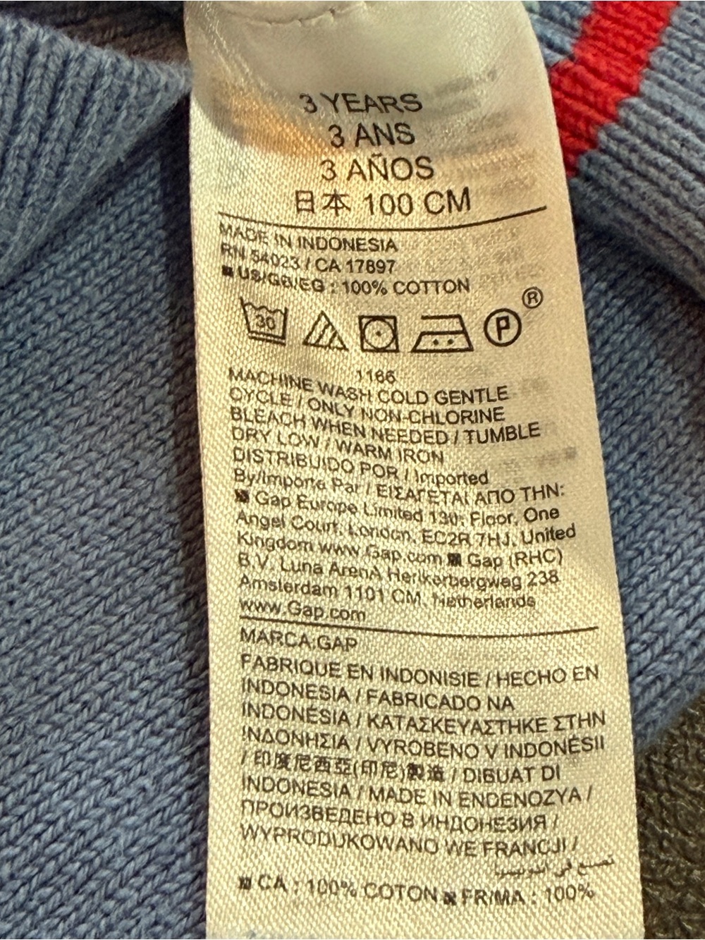 Disney Gap Light Blue Sweater with Red Skiing Mickey Graphic Sz 3 - Picture 7 of 8